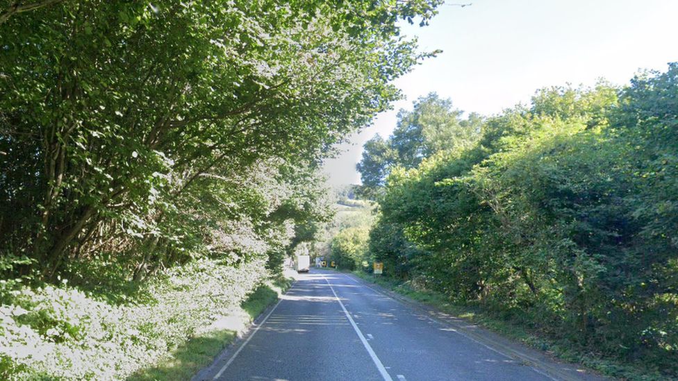 Woman dies after A367 crash with concrete mixer truck near Bath BBC News