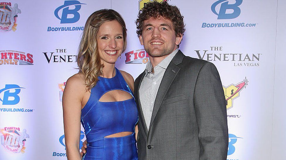 Ben Askren met vriendelijke, vrouw Amy Askren 