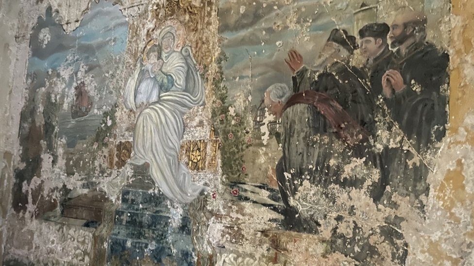 Ruined mural in St Mary's Church, Great Yarmouth