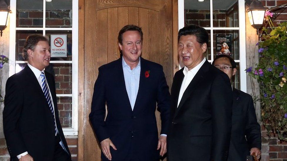 Mr Cameron and Mr Xi at pub