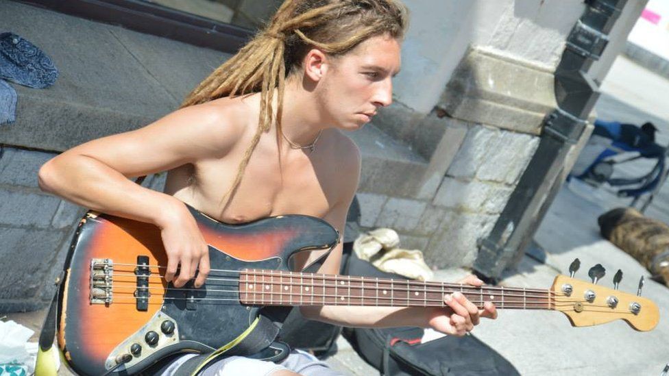 Rubin bass player jonny Luna Halo