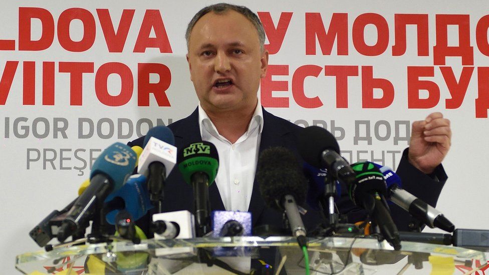 Moldova's presidential candidate Igor Dodon at a press conference at the end of voting in Chisinau, 13 November 2016