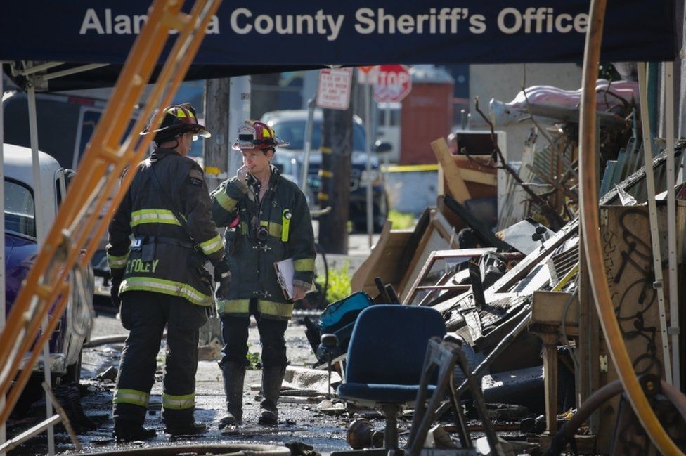 Oakland Fire: 33 Confirmed Dead As Search Continues - BBC News