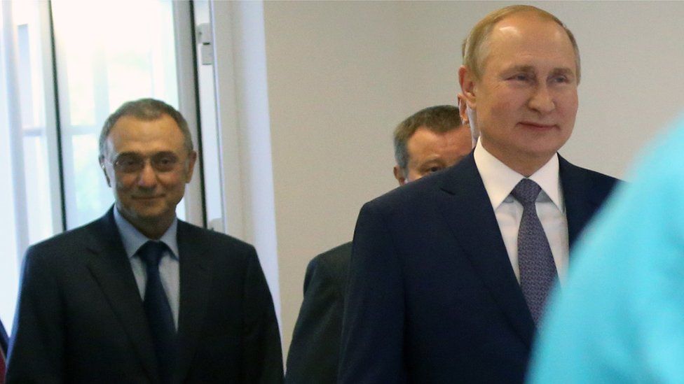 Suleiman Kerimov (left) and Vladimir Putin in Sochi, Russia, in 2019