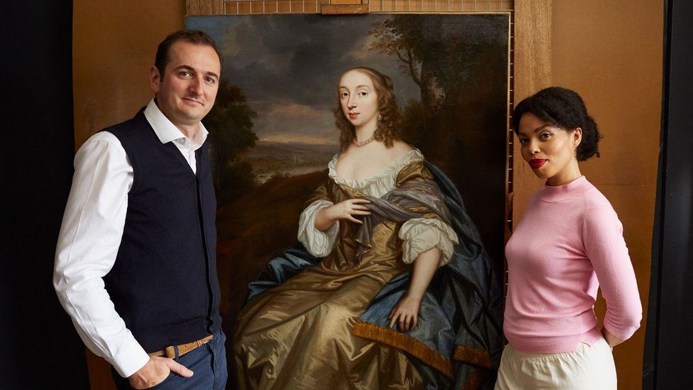 Bendor Grosvenor, Emma Dabiri (L-R) with portrait of Countess of Carbery