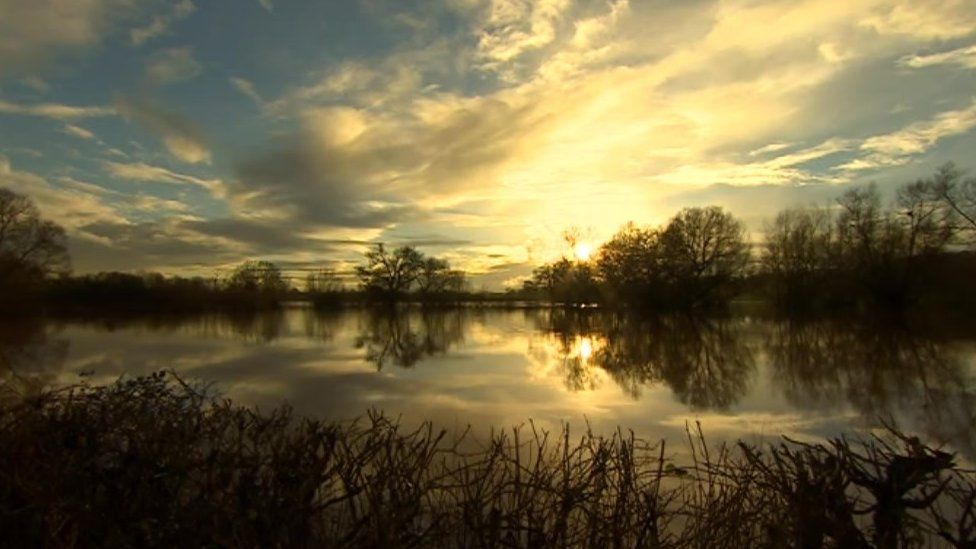 Two flood warnings for River Severn in Worcestershire BBC News