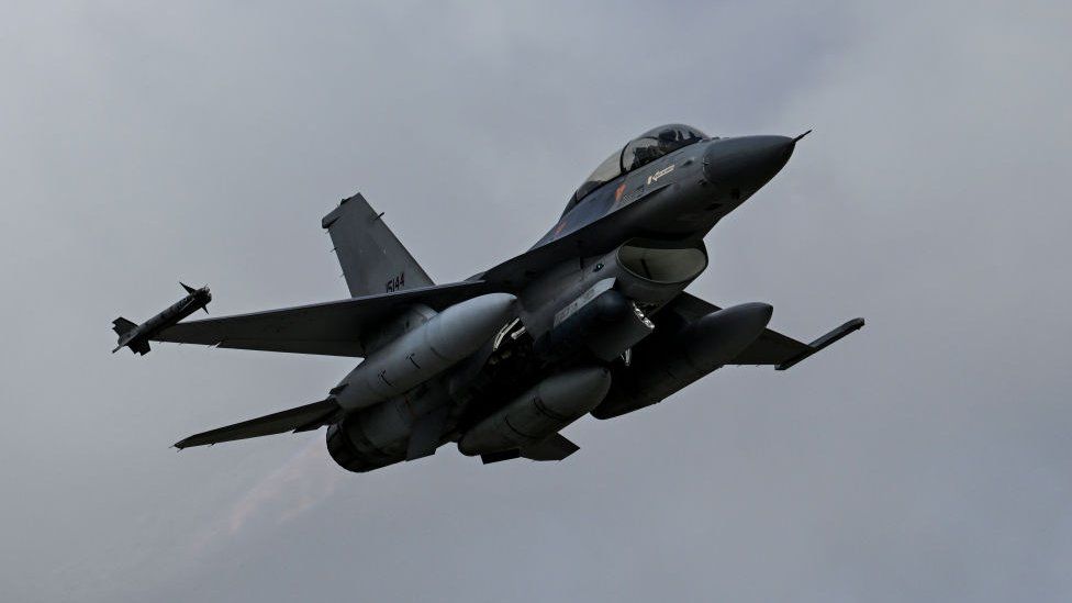 F-16 fighter jets: Biden to let allies supply warplanes in major boost for  Kyiv - BBC News