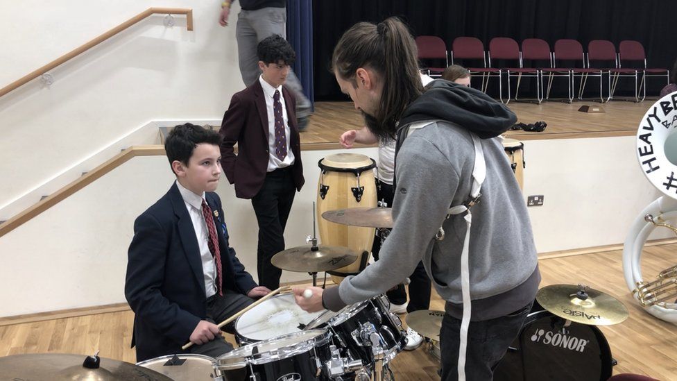 ÐÐ°ÑÑÐ¸Ð½ÐºÐ¸ Ð¿Ð¾ Ð·Ð°Ð¿ÑÐ¾ÑÑ Pupils get a musical masterclass for Derry Jazz Festival 2019