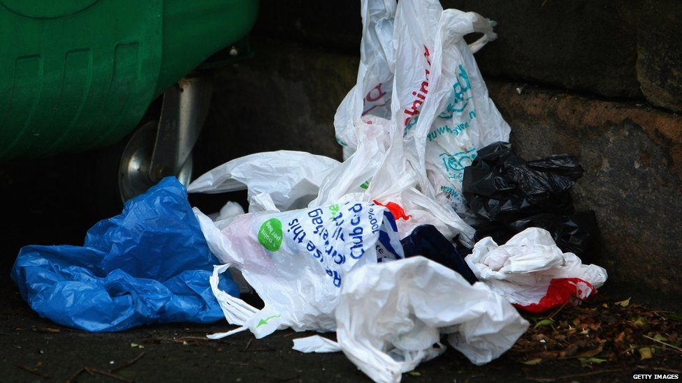 Plastic bag use in supermarkets rises for fifth year - BBC Newsround