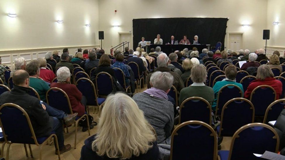 Challenge over Witney medical centre closure rejected - BBC News