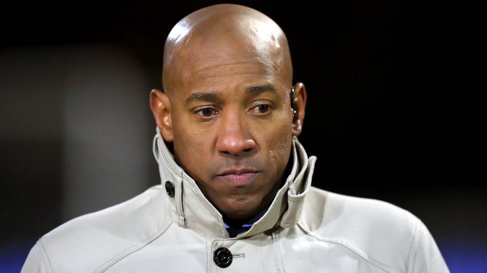 dion-dublin-tweets-about-racial-abuse-in-chesterfield-bbc-news