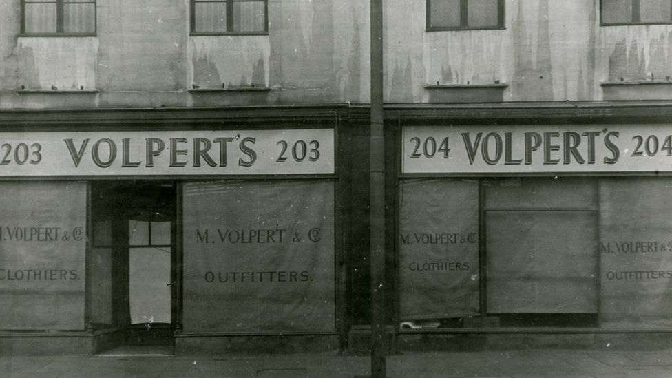 Volpert's shop