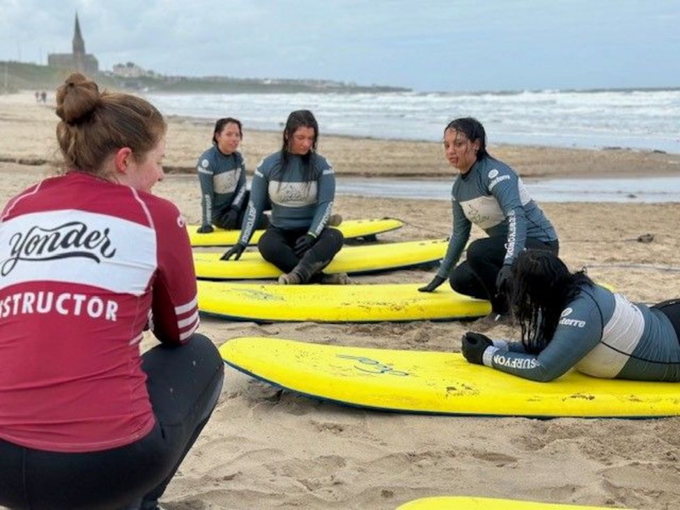 Fundraiser to expand Tynemouth surf lessons for young refugees BBC News