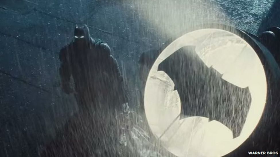 Ben Affleck admits nerves over Batman role - BBC News