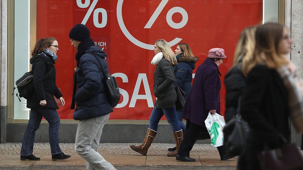 Shoppers in Berlin