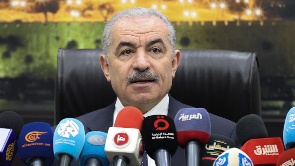 Palestinian Prime Minister Mohammed Shtayyeh announces the resignation of his government at a cabinet meeting in Ramallah, in the occupied West Bank (26 February 2024)