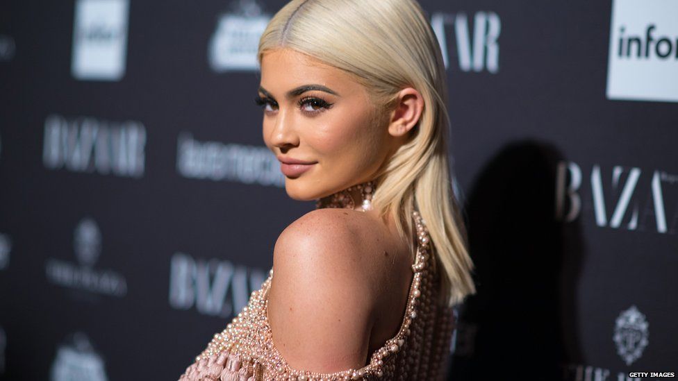 Kylie Jenner Denies Posting Message On Her App About Her Sex Life With Tyga Bbc News