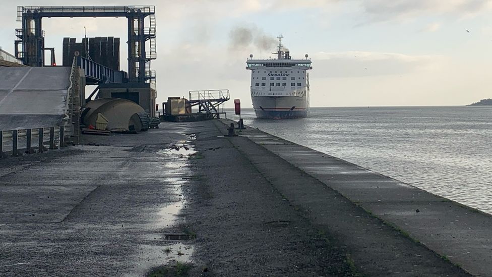 Stena Superfast VIII arrives in Belfast