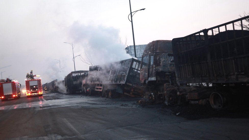 China chemical blast: Blast outside Zhangjiakou plant kills 22 - BBC News