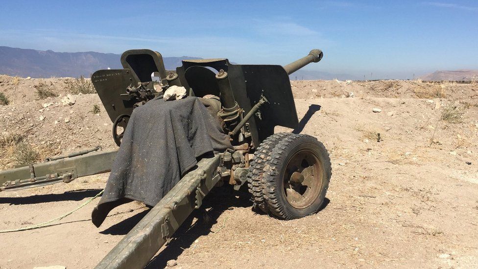 Artillery gun near front line in Idlib province, Syria