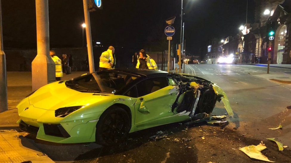 Lamborghini badly damaged in Nottingham bus crash - BBC News