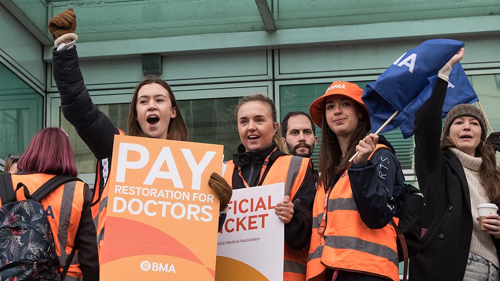 Junior doctors striking in London on 20 December