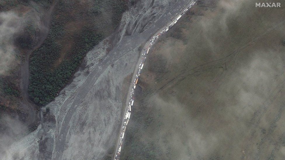 This satellite image shows the stream of Russian citizens leaving their country for neighbouring Georgia