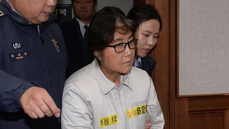 Choi Soon-Sil, the jailed confidante of disgraced South Korean President Park Geun-Hye, appears for the first day of her trial at the Seoul Central District Court on 19 December 2016 in Seoul, South Korea