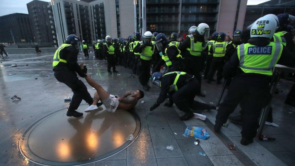 Euro 2020: 'Heartbroken' Londoners react to England's defeat - BBC News
