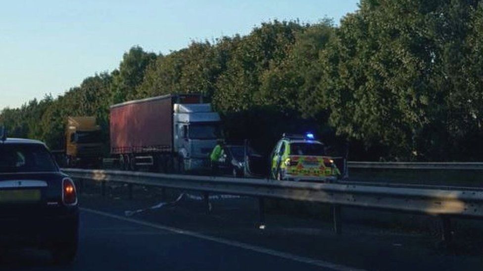 Arrests over M61 police pursuit crash in Bolton - BBC News