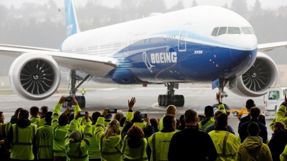 Boeing 777x World S Largest Twin Engine Jet Completes First Flight Bbc News