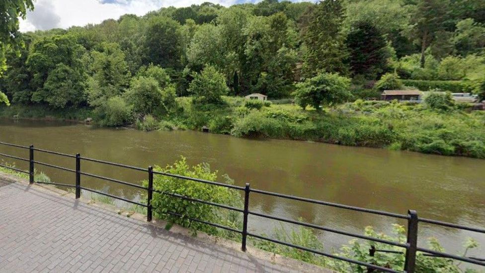 River Severn search after man seen going into water in Ironbridge BBC