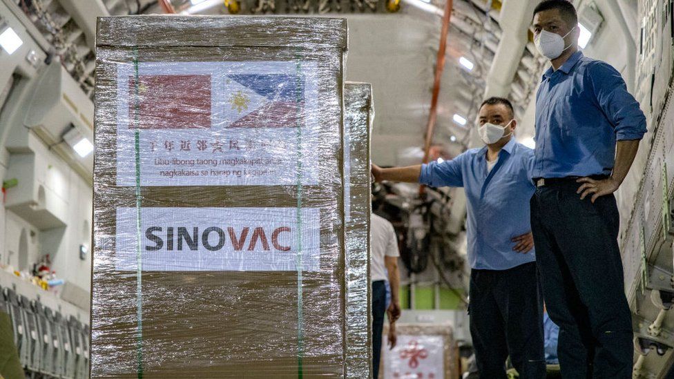 The first shipment of the Sinovac vaccine reaches the Philippines