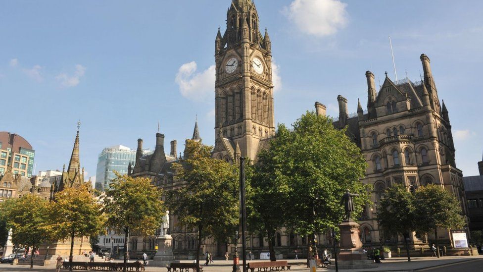 Manchester city centre showing the Town Hall
