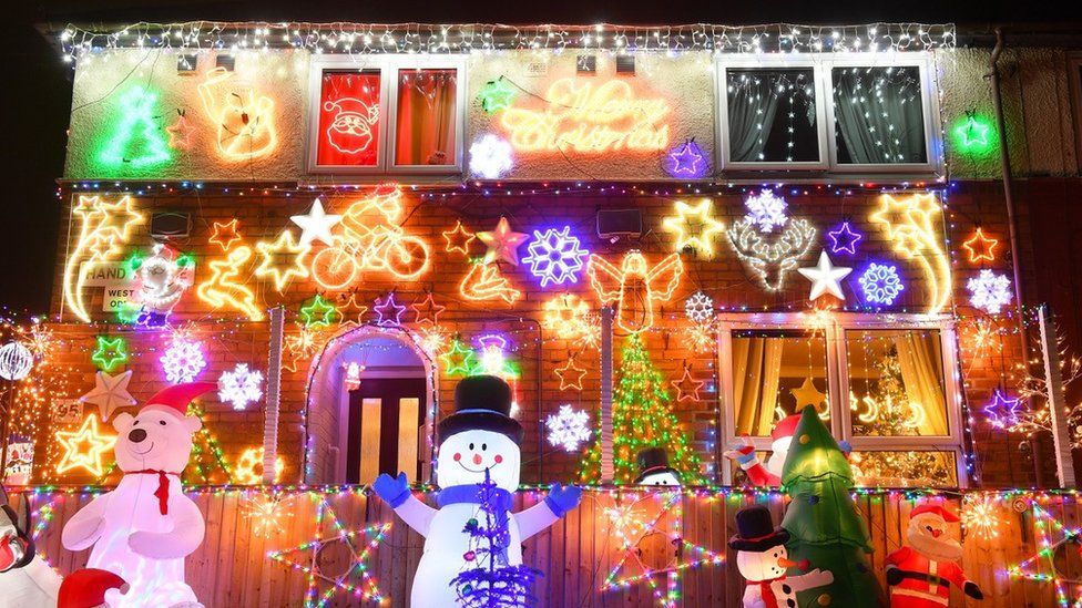 The stories behind the Christmas lights displays BBC News