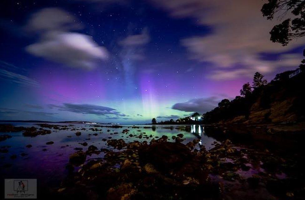 South Australians capture wonders of Aurora Australis in pictures