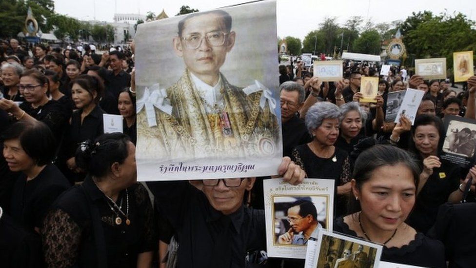Thais mourn King Bhumibol who died last year and was hugely revered