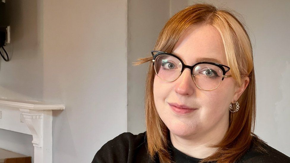 Cost of living: 'I worry about money more than my uni assignments ...
