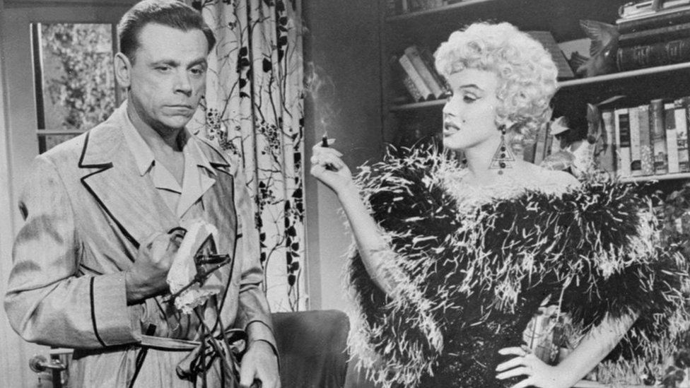 Tom Ewell and Marilyn Monroe in The Seven Year Itch
