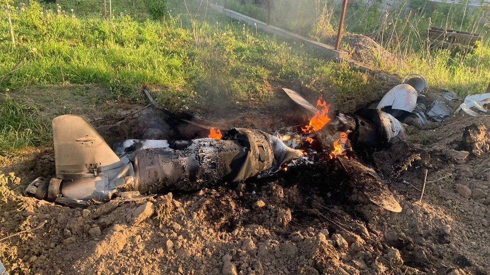 Photo purportedly showing a Russian cruise missile shot down by Ukraine's air defence in Kyiv region. Photo: 18 May 2023
