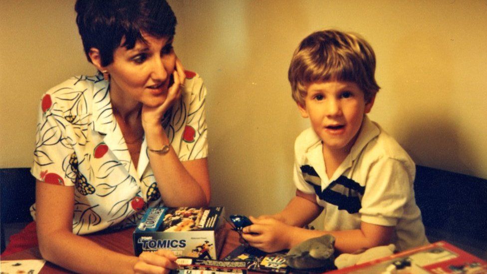 Sue Klebold with her son Dylan as a child