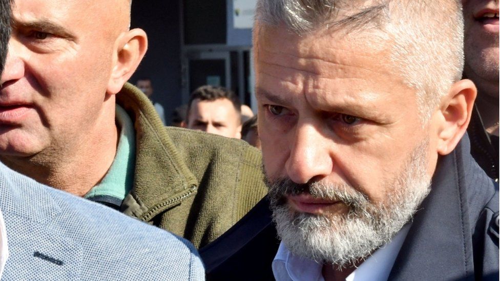 Srebrenica defender Naser Oric cleared of war crimes in Sarajevo BBC News