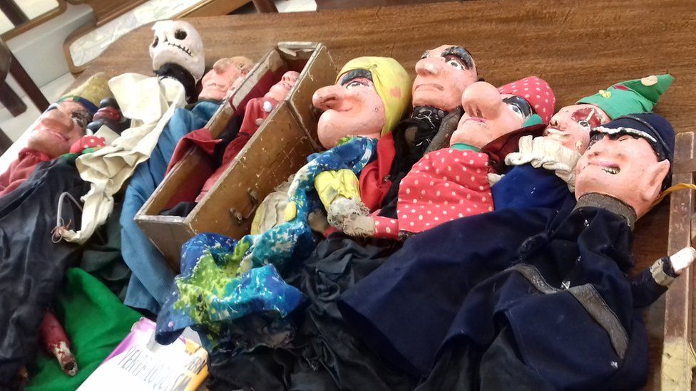 puppets for auction