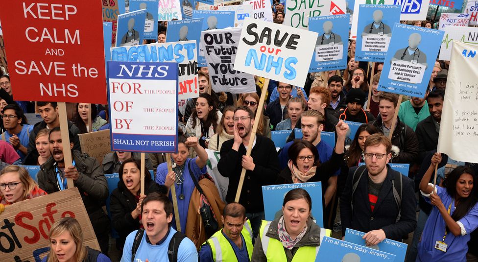 Junior doctors protest against the changes in October 2015