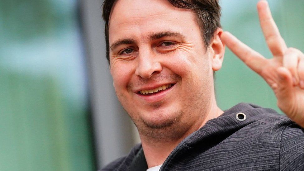 Test match pitch invader Daniel Jarvis gets suspended jail term BBC News