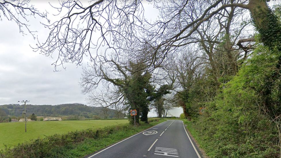Teenagers killed in crash near Dursley named BBC News