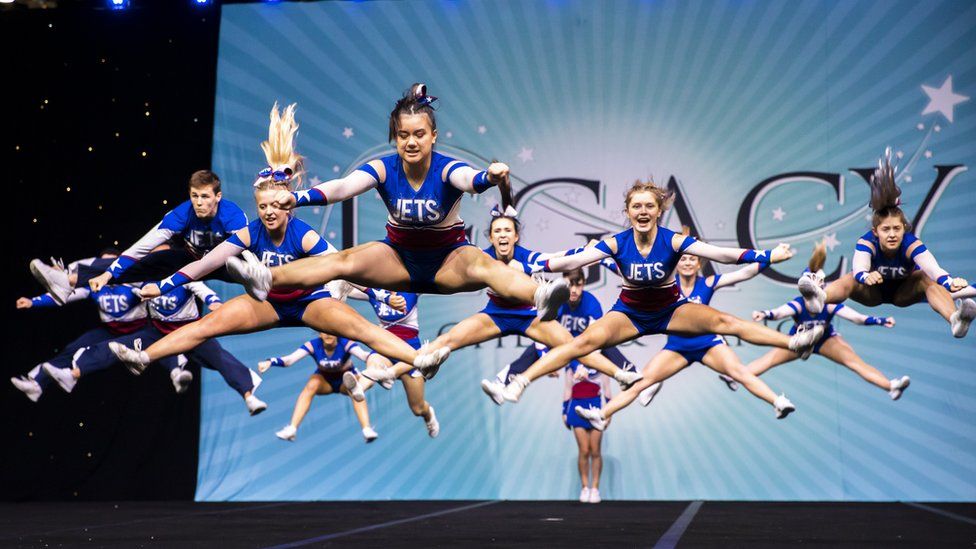 Toe touch jump