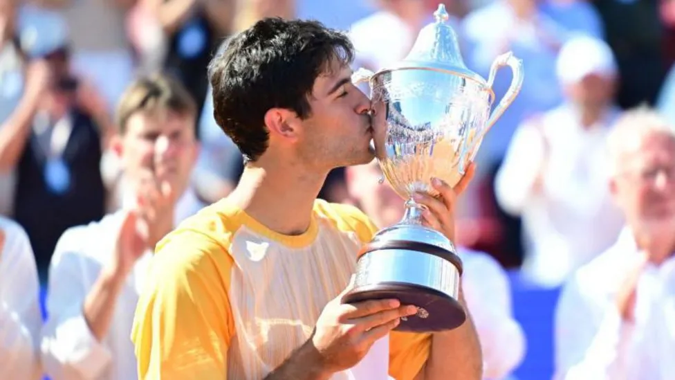 Borges Upsets Nadal to Win Swedish Open Title.