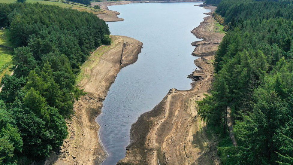 Low water levels in Thruscross Reservoir