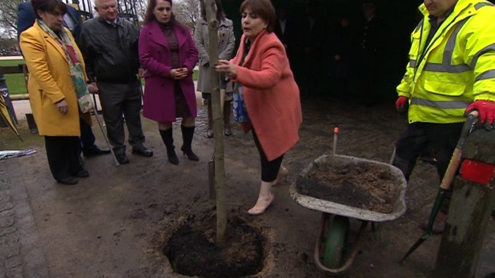 Tree planting in Queens Square